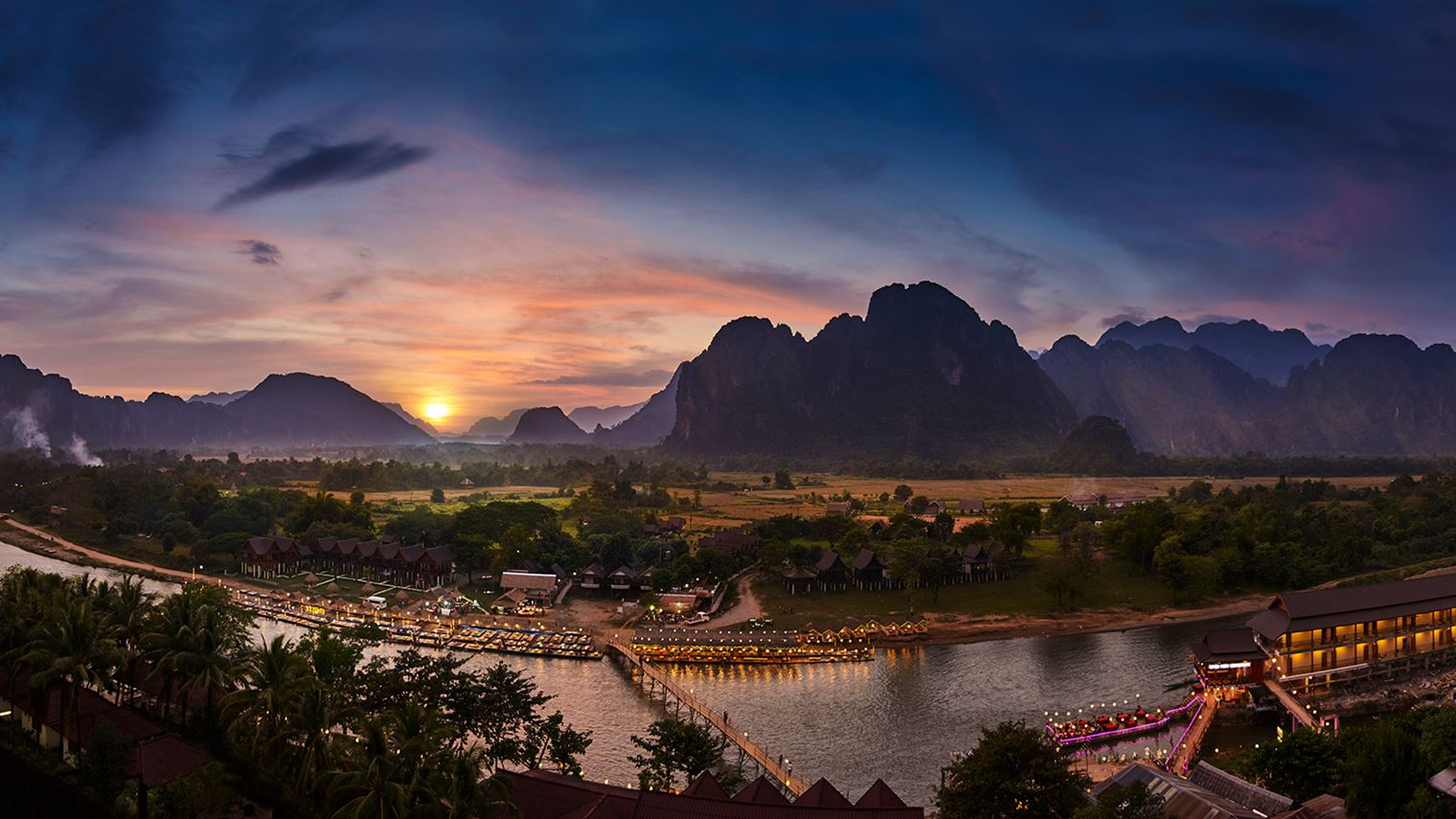 Nature’s Grand Backdrop - 万荣阿玛瑞度假酒店